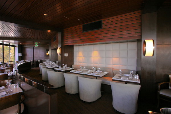 Restaurant Dining Room 0021 1