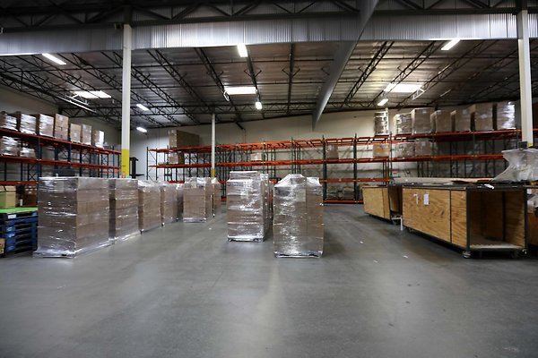 Warehouse Mass Merchandising Area 0079