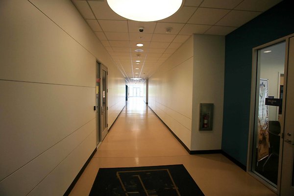 3 Hallway 0392