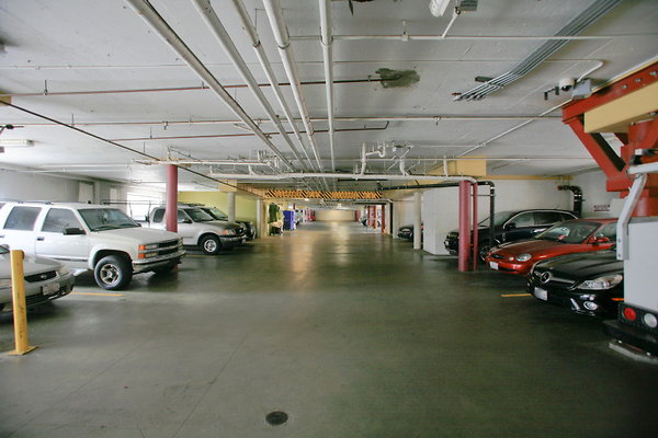 Parking Garage 0121 1