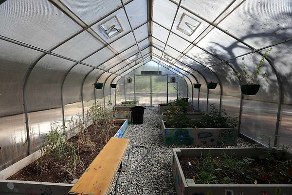 Greenhouse 1200
