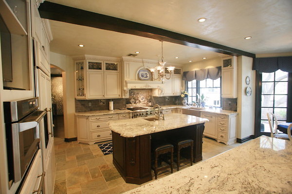 619A Kitchen 0136 1