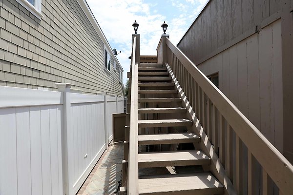 449A Deck Stairs 0098