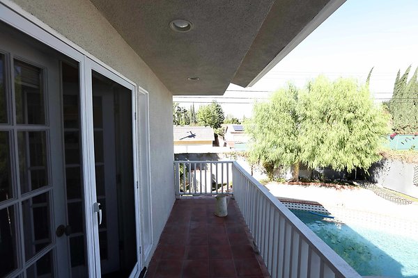 Master Bedroom Balcony 0100