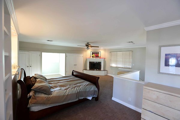 Master Bedroom 0095