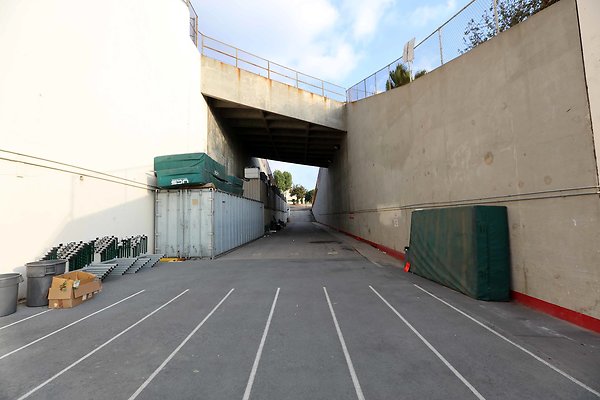 B5 Football Stadium Tunnel 0010