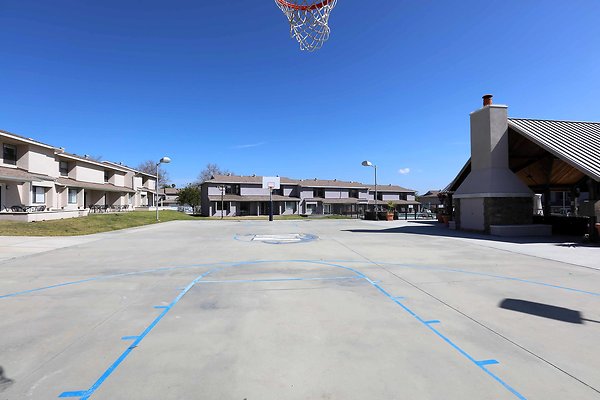 725A Basketball Court 0068