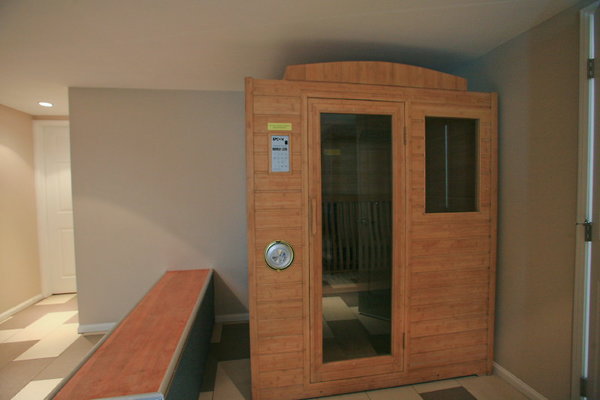 Mens Locker Room Sauna 0058 1