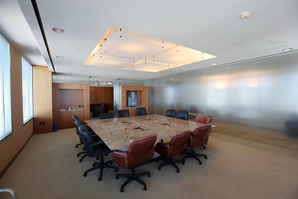 719 Conference Rooms