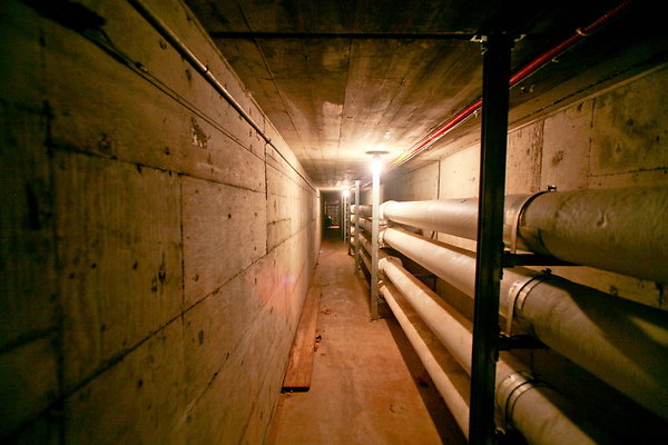 G3 Basement Steam Pipe Tunnels 0468 1