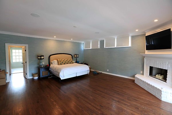128A Master Bedroom 0120