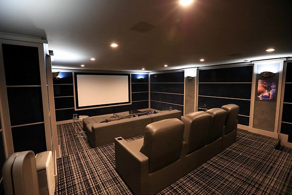 Media Room 0099