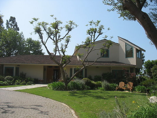 821 Malibu Villa