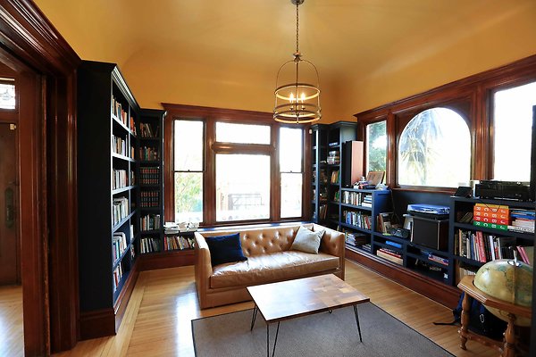 478A Family Room &amp; Library 0005