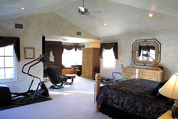 Master Bedroom 317-1774