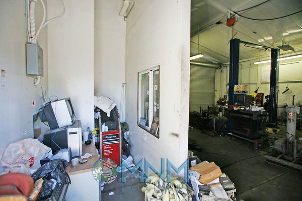 Garage Office 0035 1