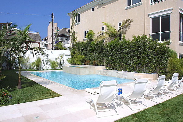 Pool 0015 25 1