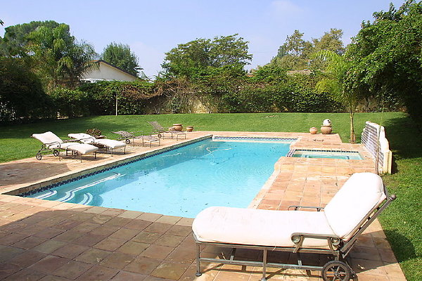 Pool 0119 27 1