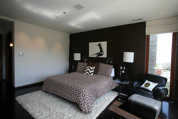 Master Bedroom 0015