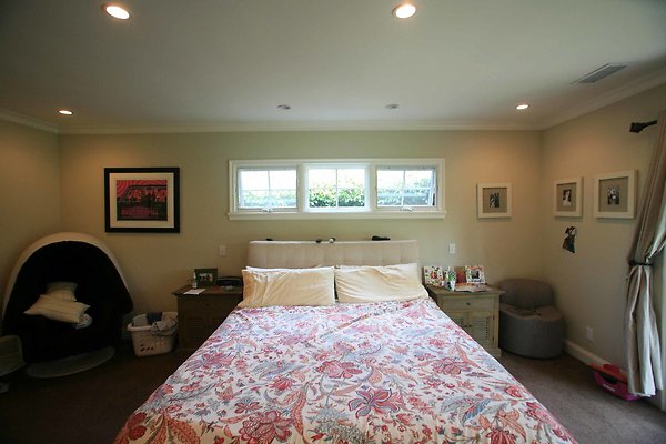 Master Suite Bedroom 0071