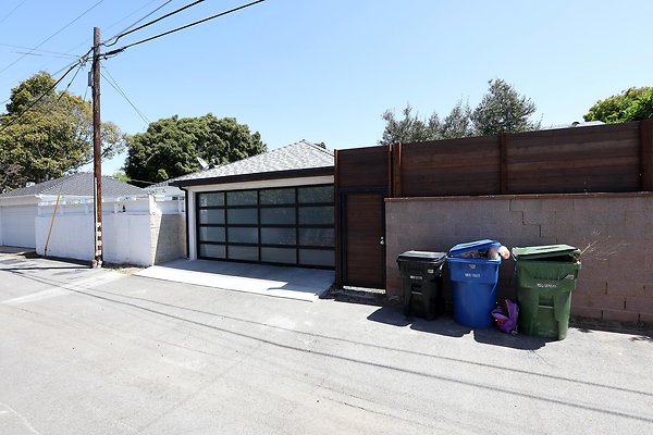686A Garage Ext Alley RS 0113