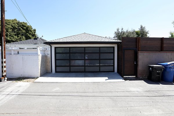 686A Garage Ext Alley 0114