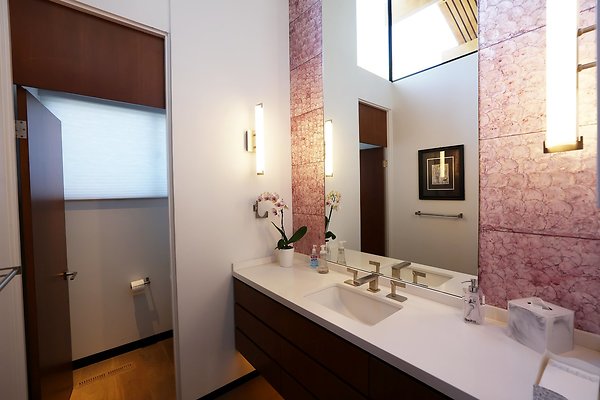 108A Powder Room 0031