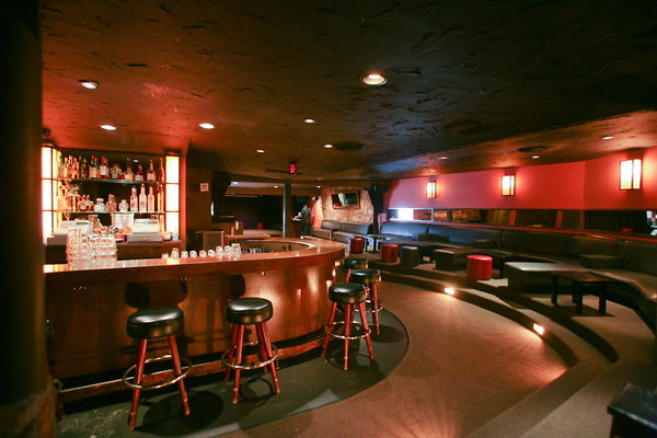 432 Bar &amp; Lounge