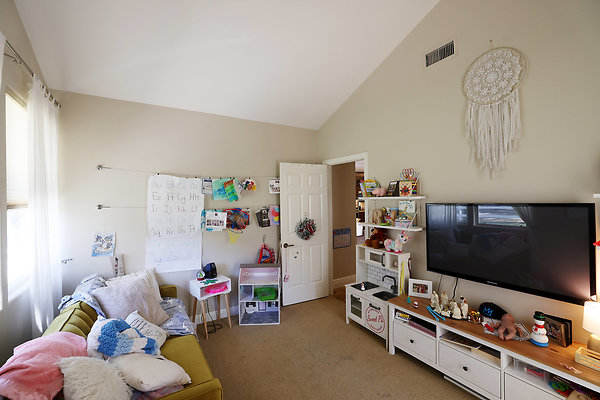 756A Kids Playroom 0101