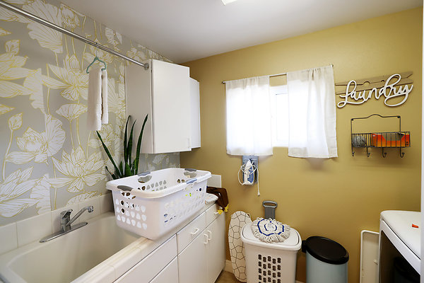 756A Laundry Room 0137