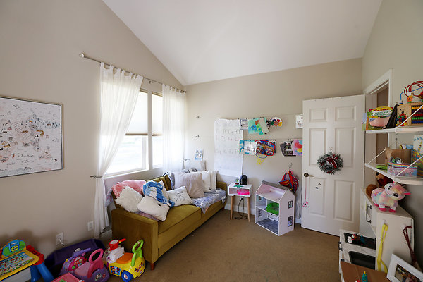 756A Kids Playroom 0100