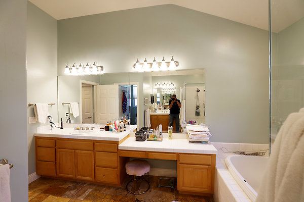 756A Master Bathroom 0070