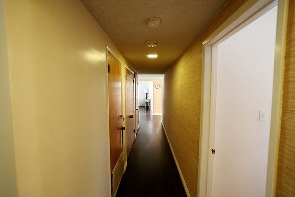 143B Hallway 0061