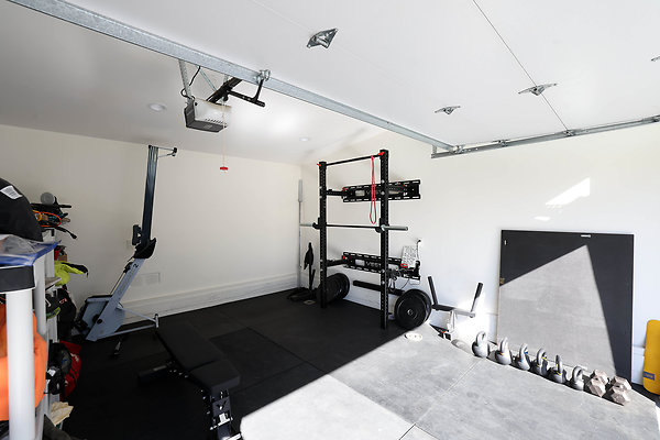 754A Garage 0019